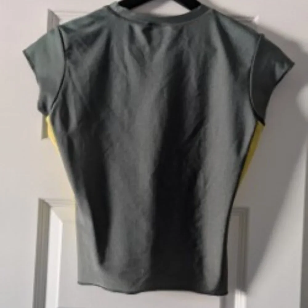 Ralph Lauren Women's performance t-shirt - Picture 4 of 7